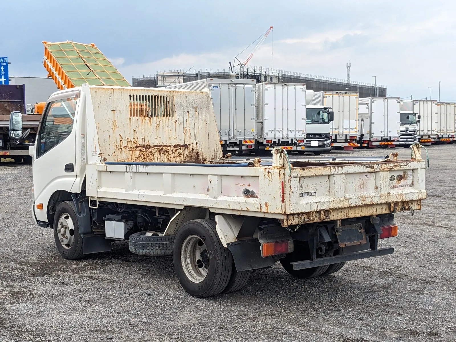 vehicle_image_20260707094210R0svVyXdkv.webp