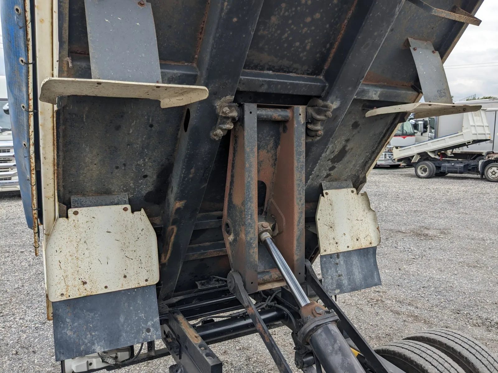 vehicle_image_20260707094220fJTrCUfUJH.webp