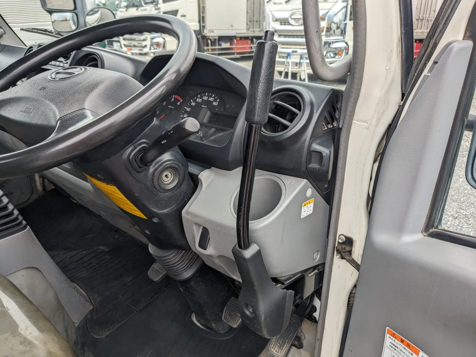 vehicle_image_20260707094222fzH1PRD9fZ.webp
