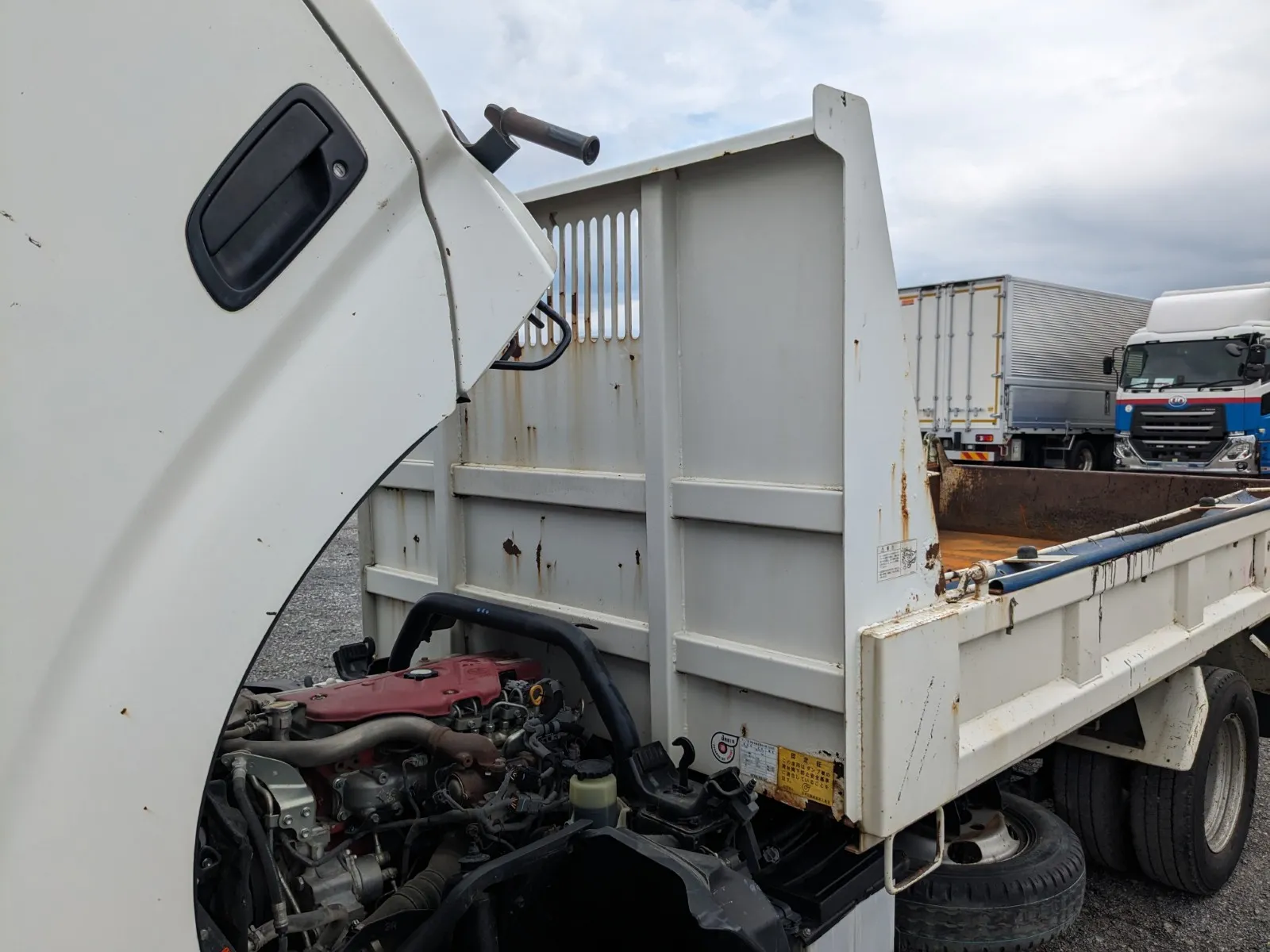 vehicle_image_20260707094225lpujmV82lA.webp
