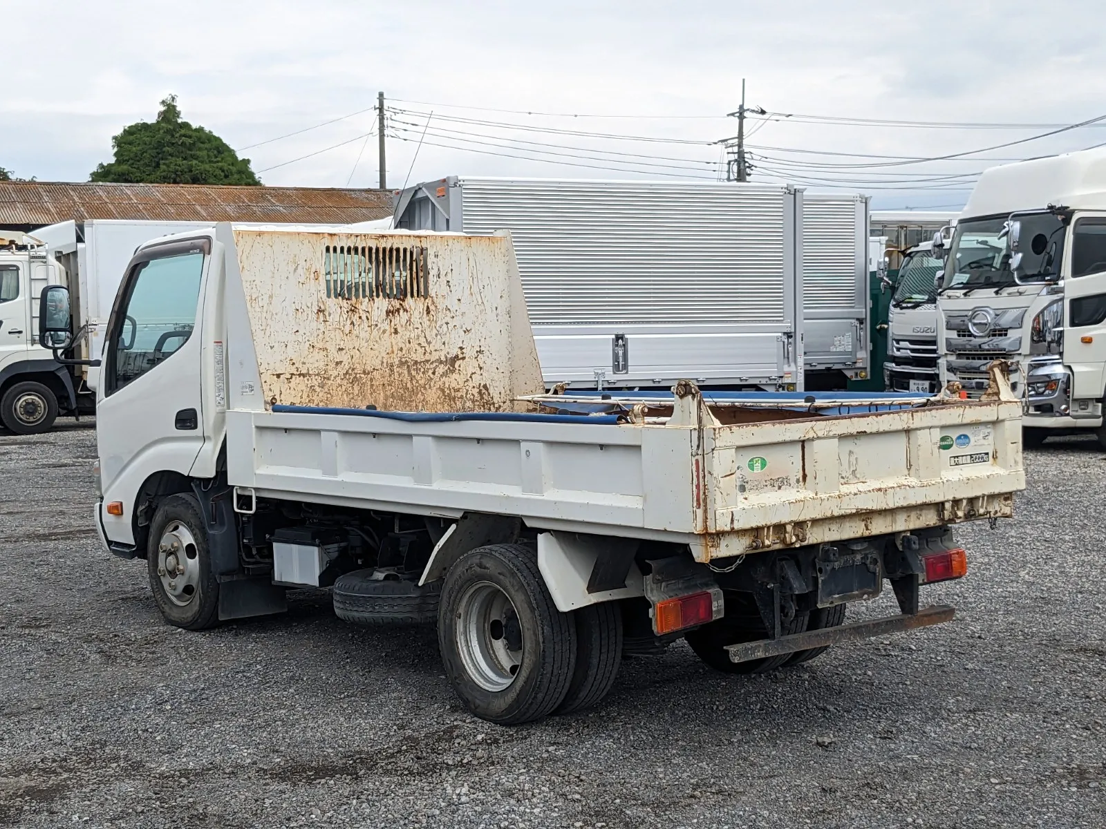 vehicle_image_20260707101106MBCfzXgvRx.webp