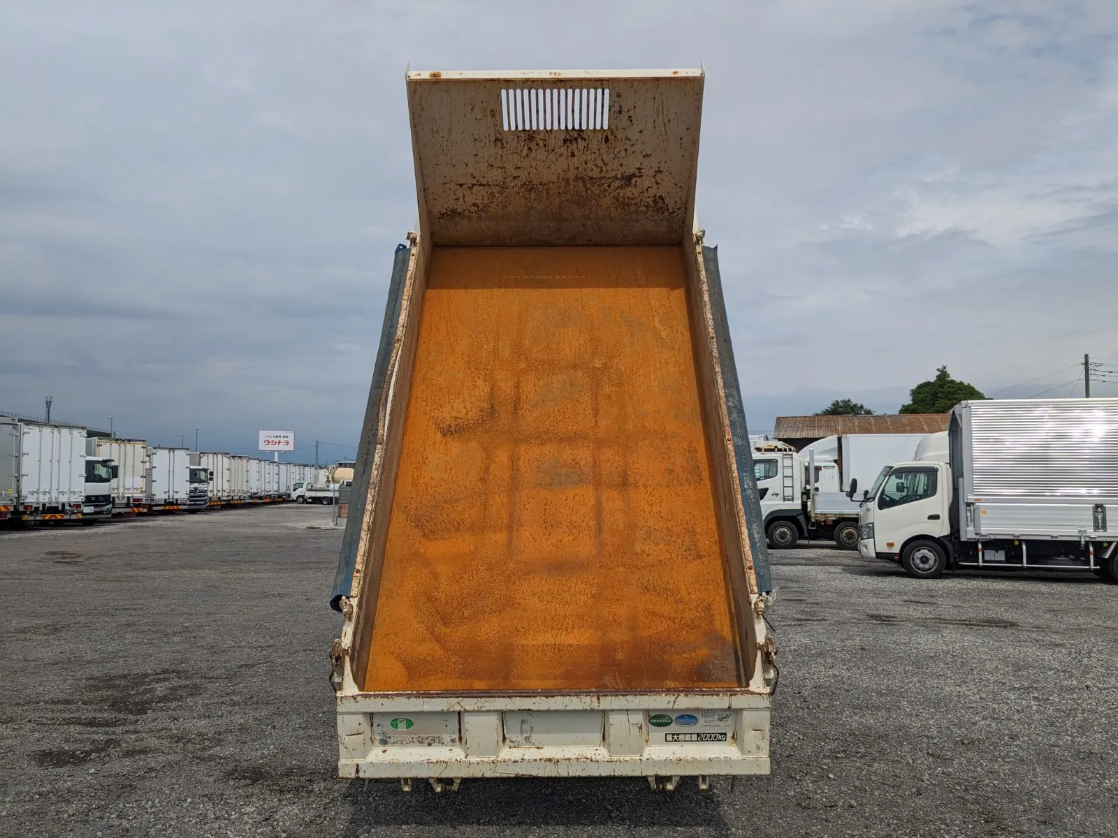 vehicle_image_202607071011077QHOxJqCT6.webp