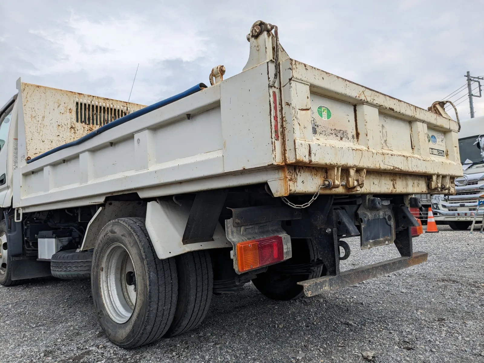 vehicle_image_20260707101107cl96xeZILG.webp