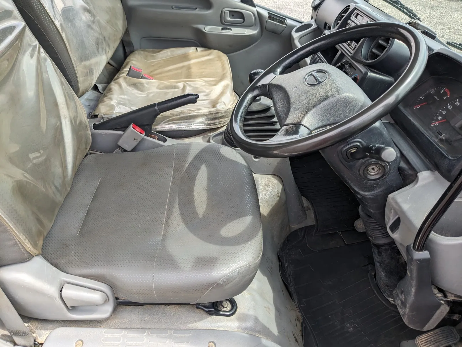 vehicle_image_202607071011196SwVBbwe1x.webp