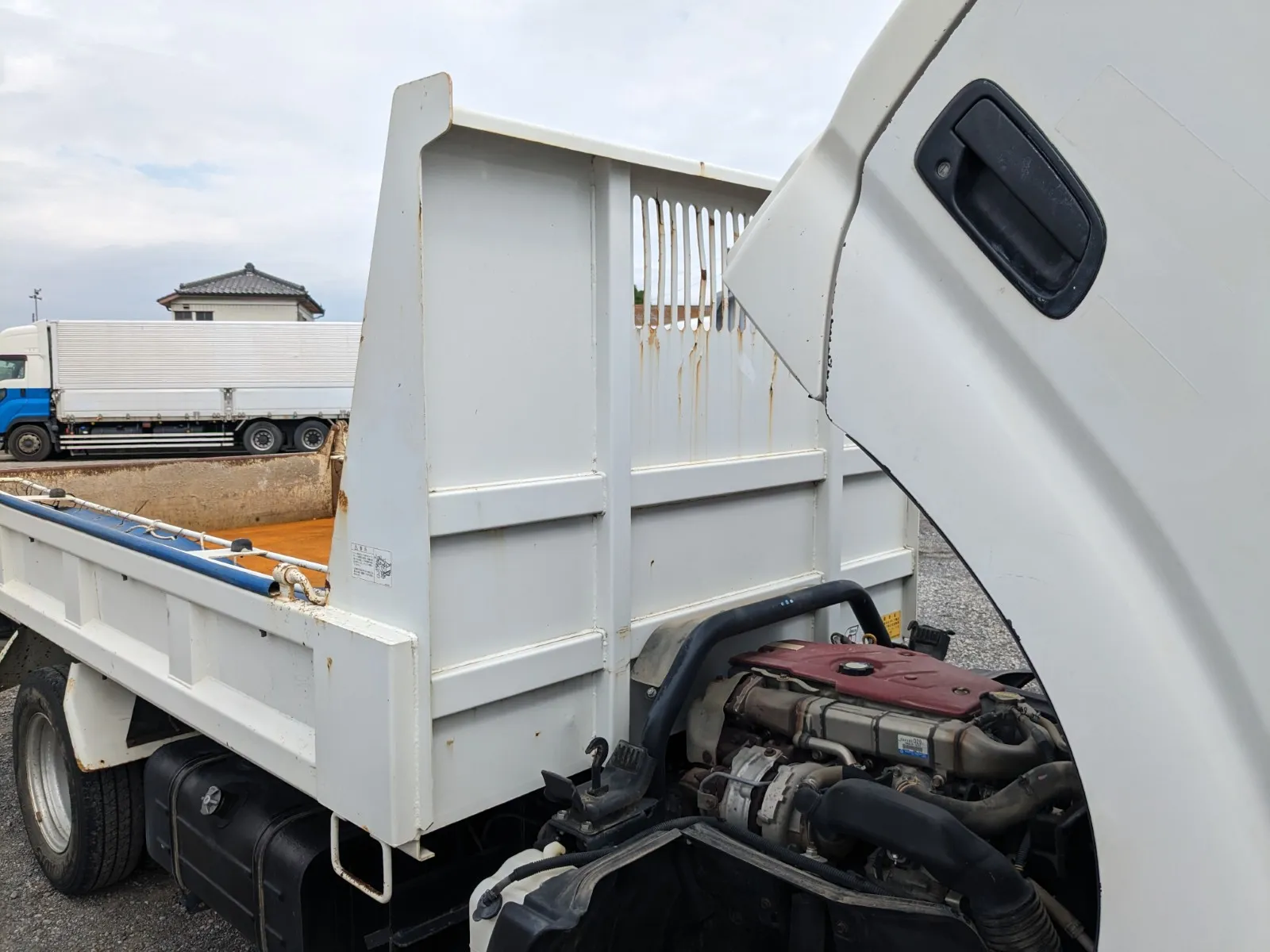 vehicle_image_202607071011236ZJA8UL8V2.webp