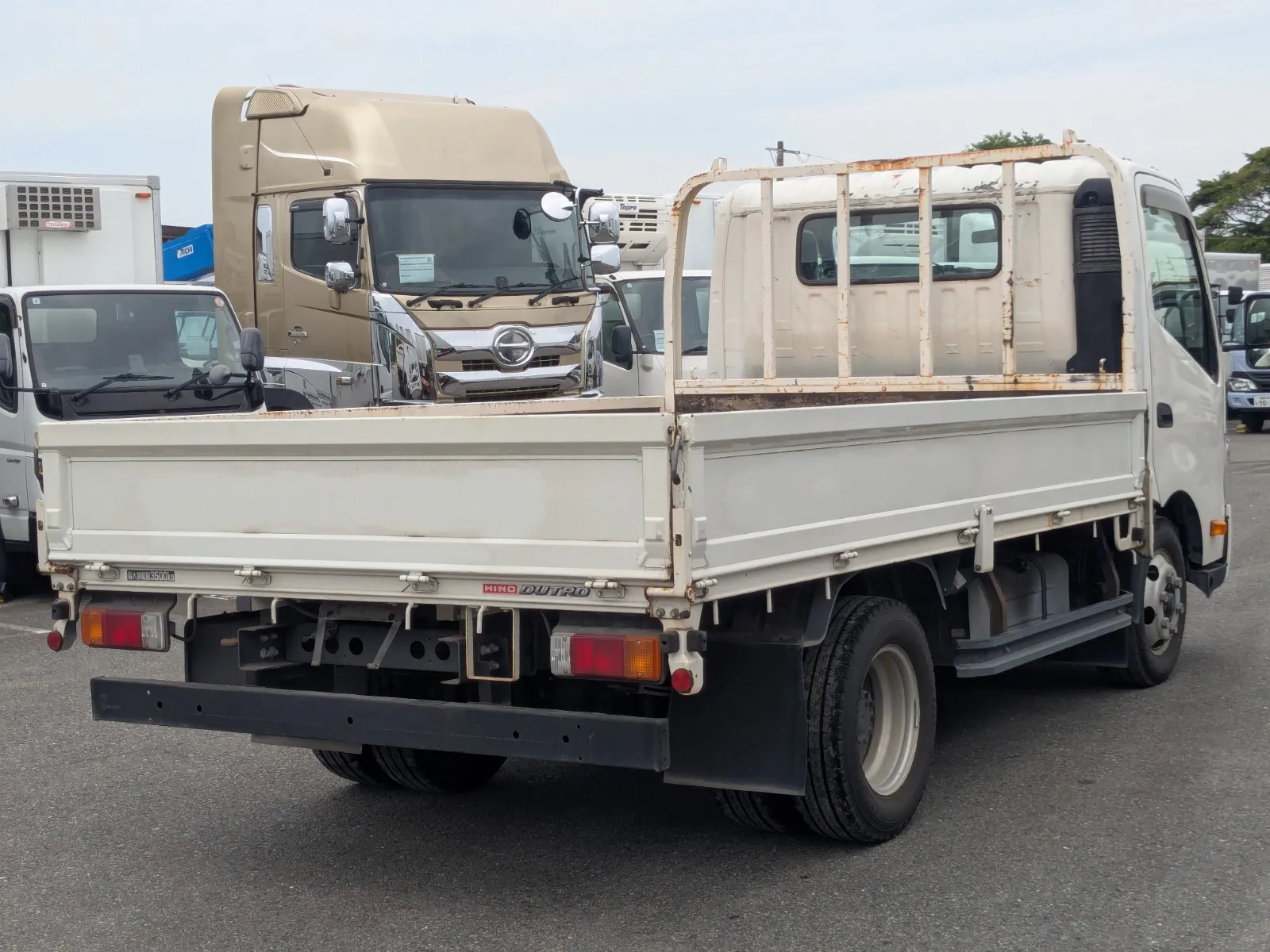 vehicle_image_20260702094811uZUWtc8914.webp