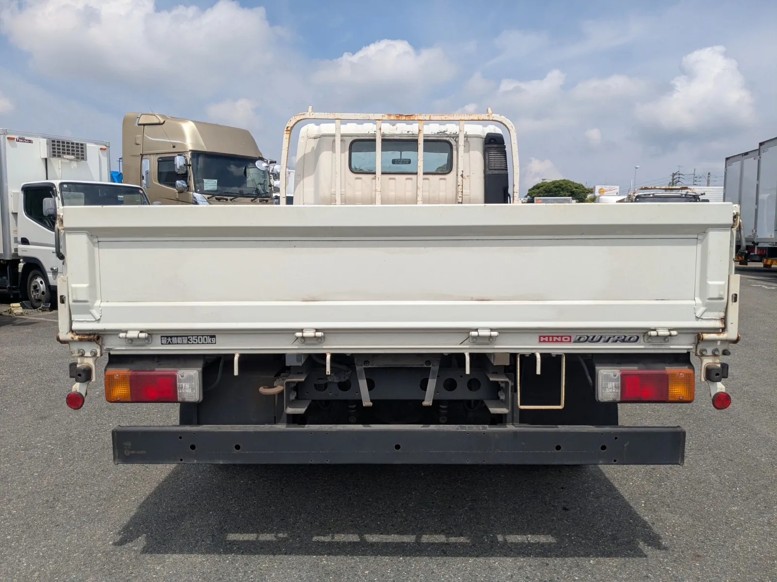 vehicle_image_20260702094811zPLCR57qzK.webp