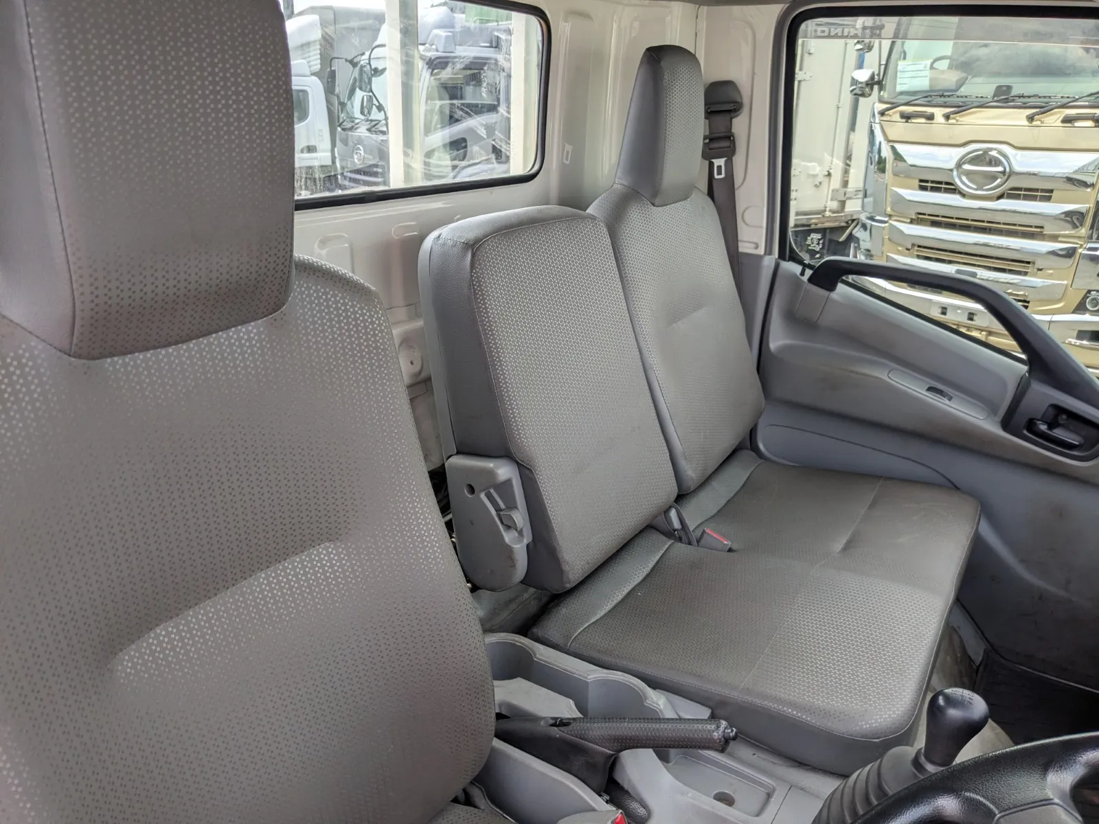 vehicle_image_20260702094819giLAFkqS09.webp