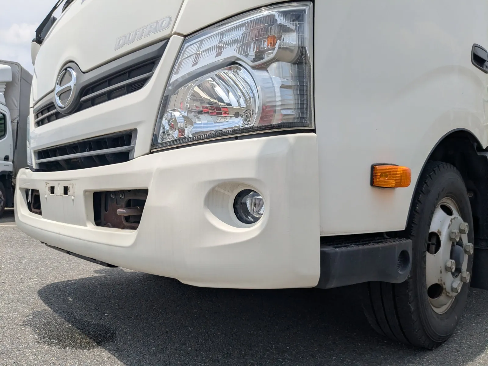 vehicle_image_2026070209482312saES5m1h.webp