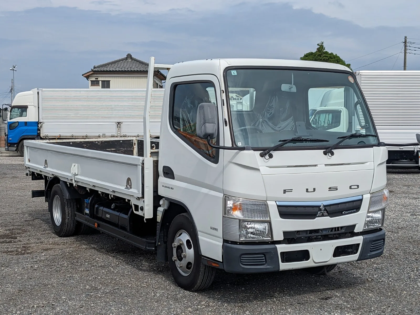 vehicle_image_20260709095712ZkP4cQKnb1.webp