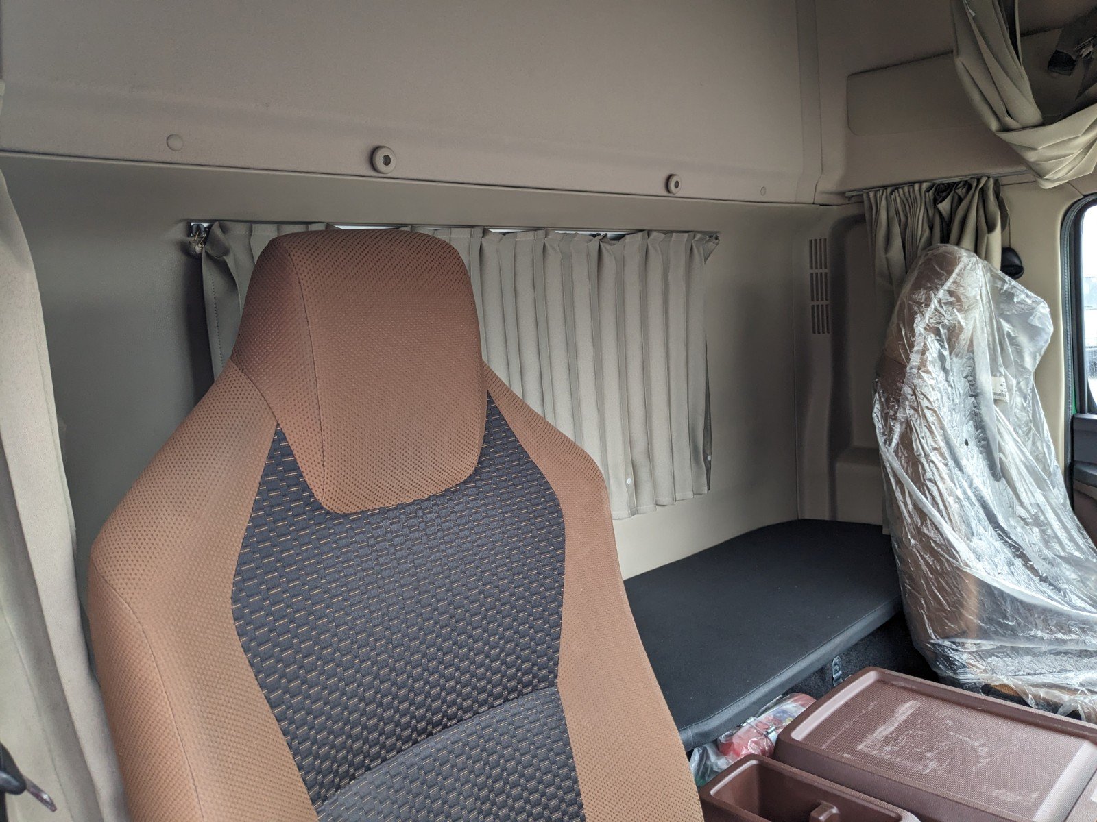 vehicle_image_20260529134425HMkntruzhp.jpg