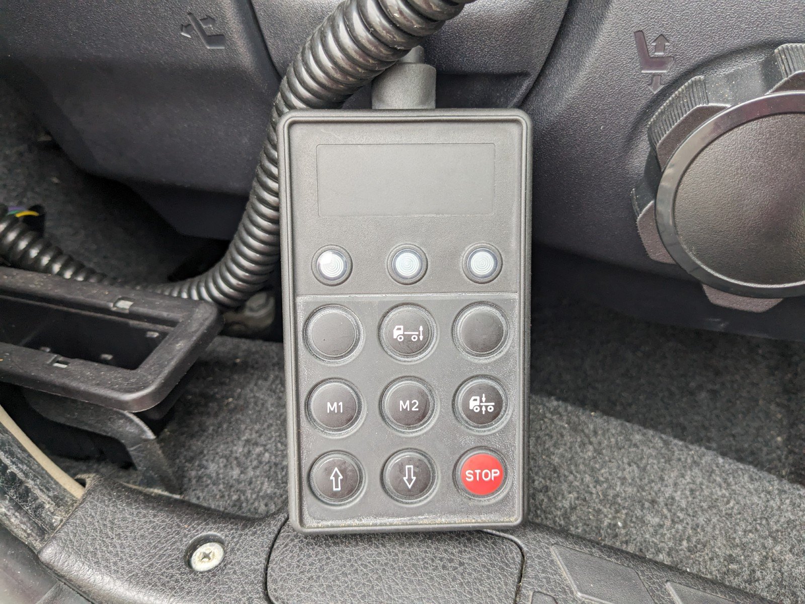 vehicle_image_20260529134425kthzKc1puw.jpg