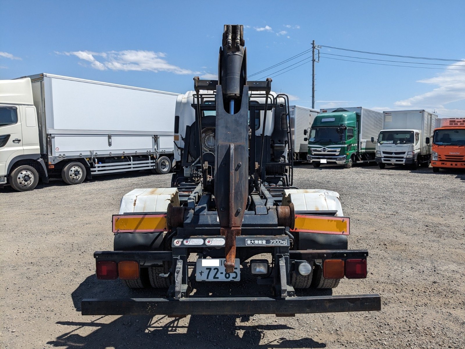 vehicle_image_20260606140609AEpkdAEmcK.jpg