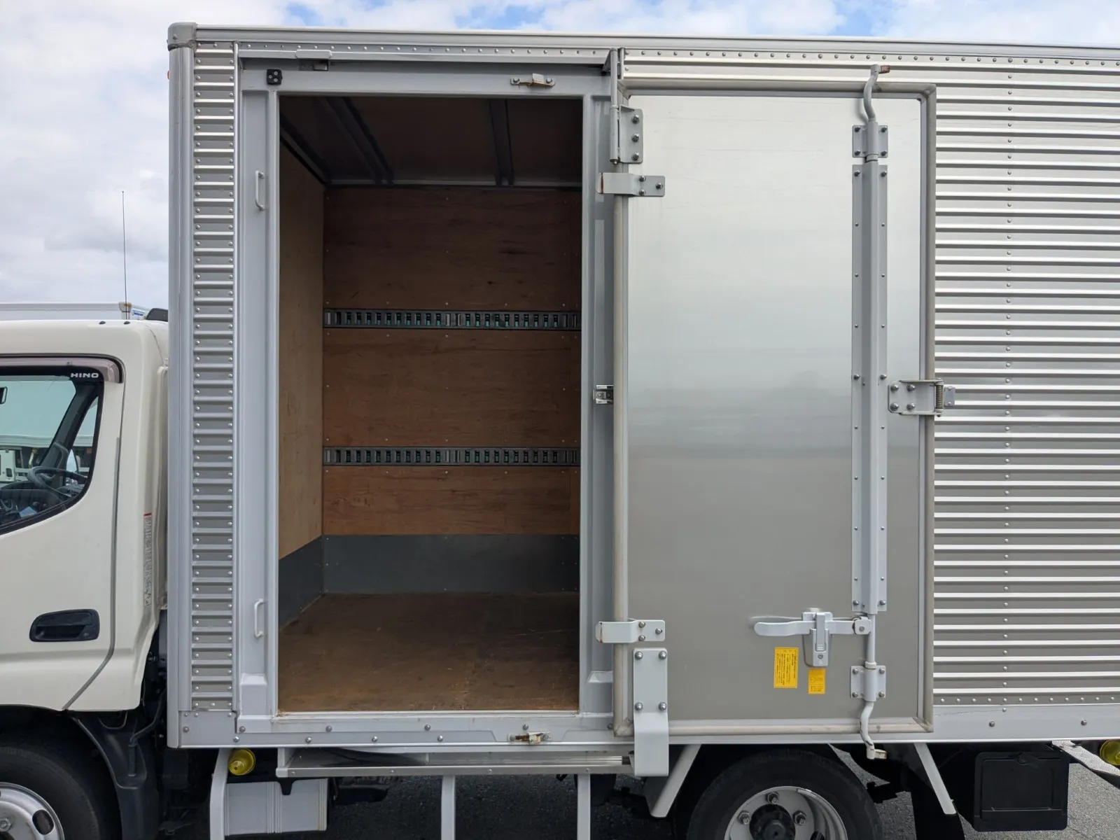 vehicle_image_20260716092026GxhHKjYQ60.webp