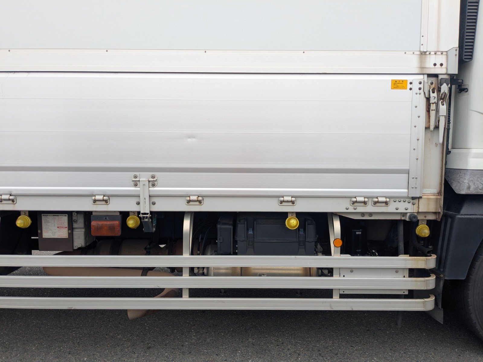vehicle_image_202606031014134hKHq54MZr.jpg