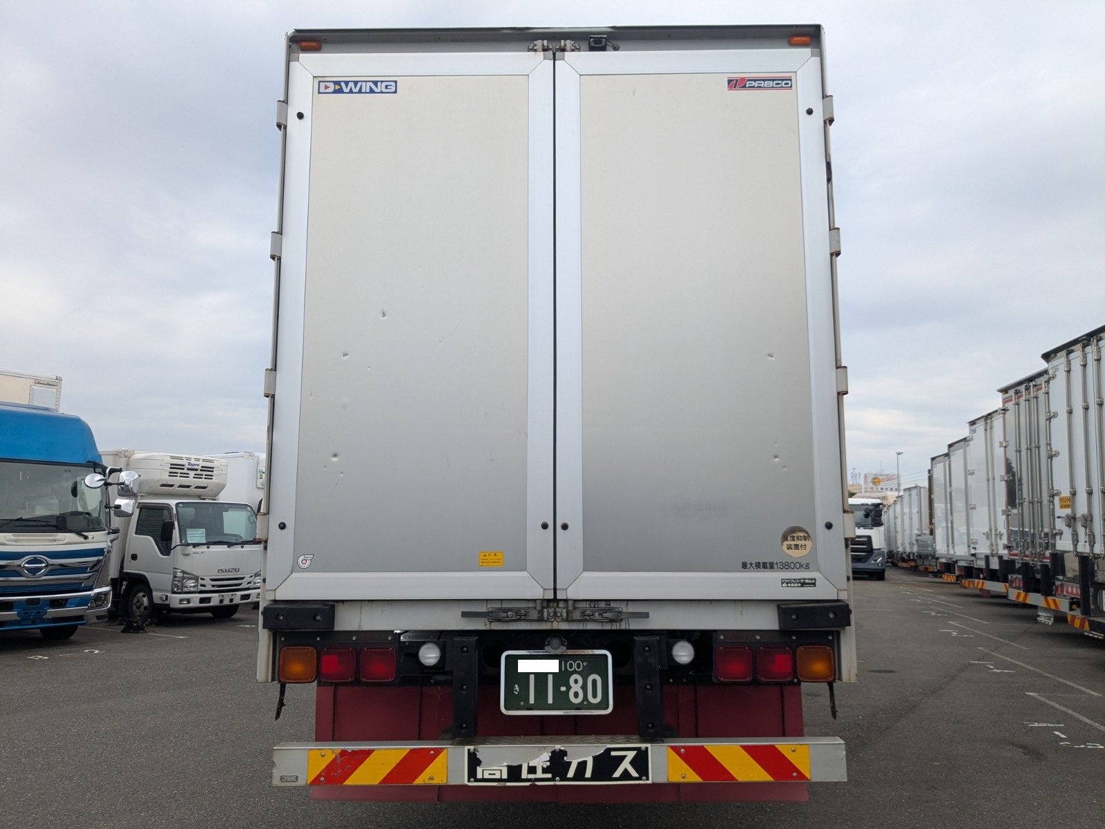 vehicle_image_20260603101413libcYu8m9e.jpg