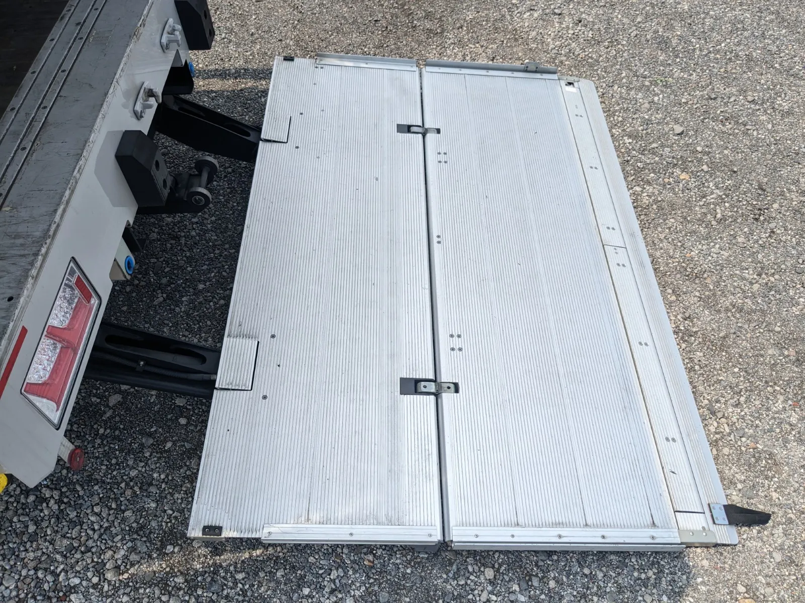 vehicle_image_20260616181420atD3Am064H.webp