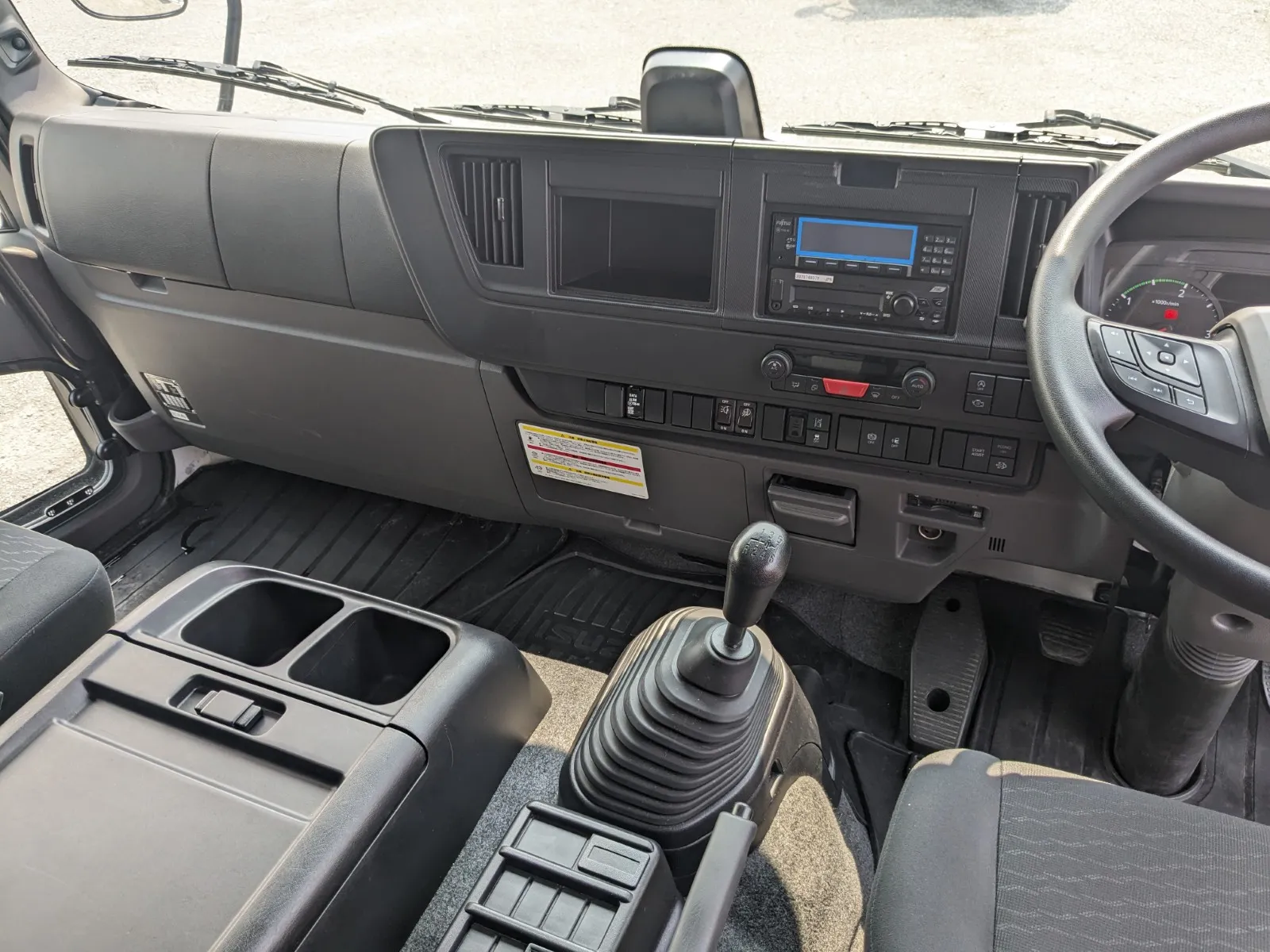 vehicle_image_20260616181420bwUCRU3UmU.webp