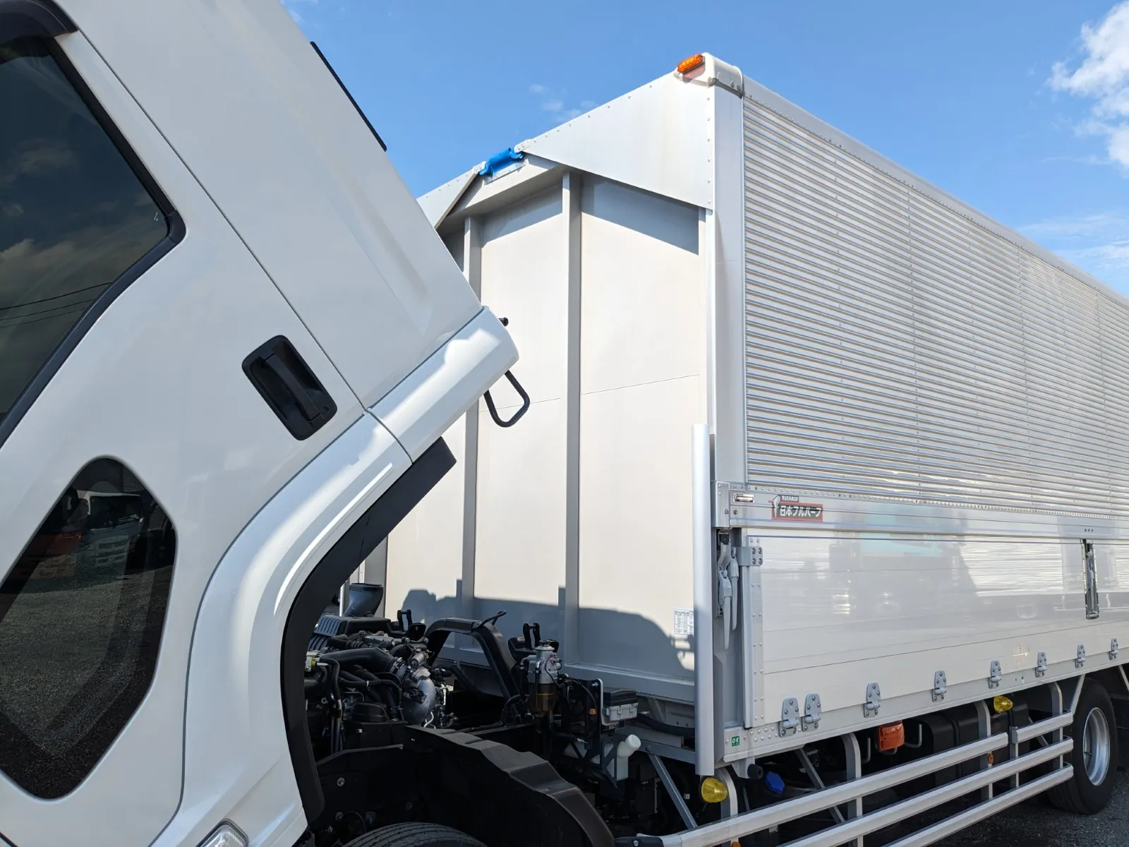 vehicle_image_20260616183320JImj2uTx0n.webp