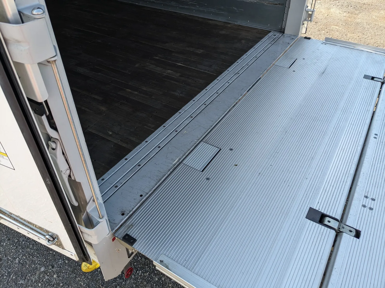 vehicle_image_20260616183320lSJG3GcNvX.webp