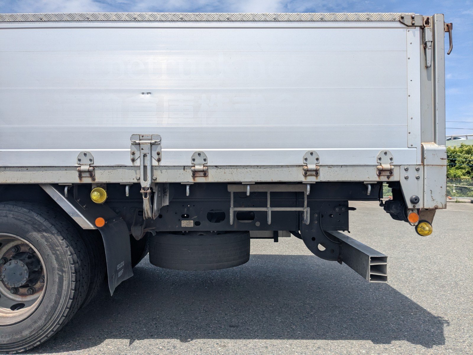 vehicle_image_20260615111823o1mAiUUhEw.jpg