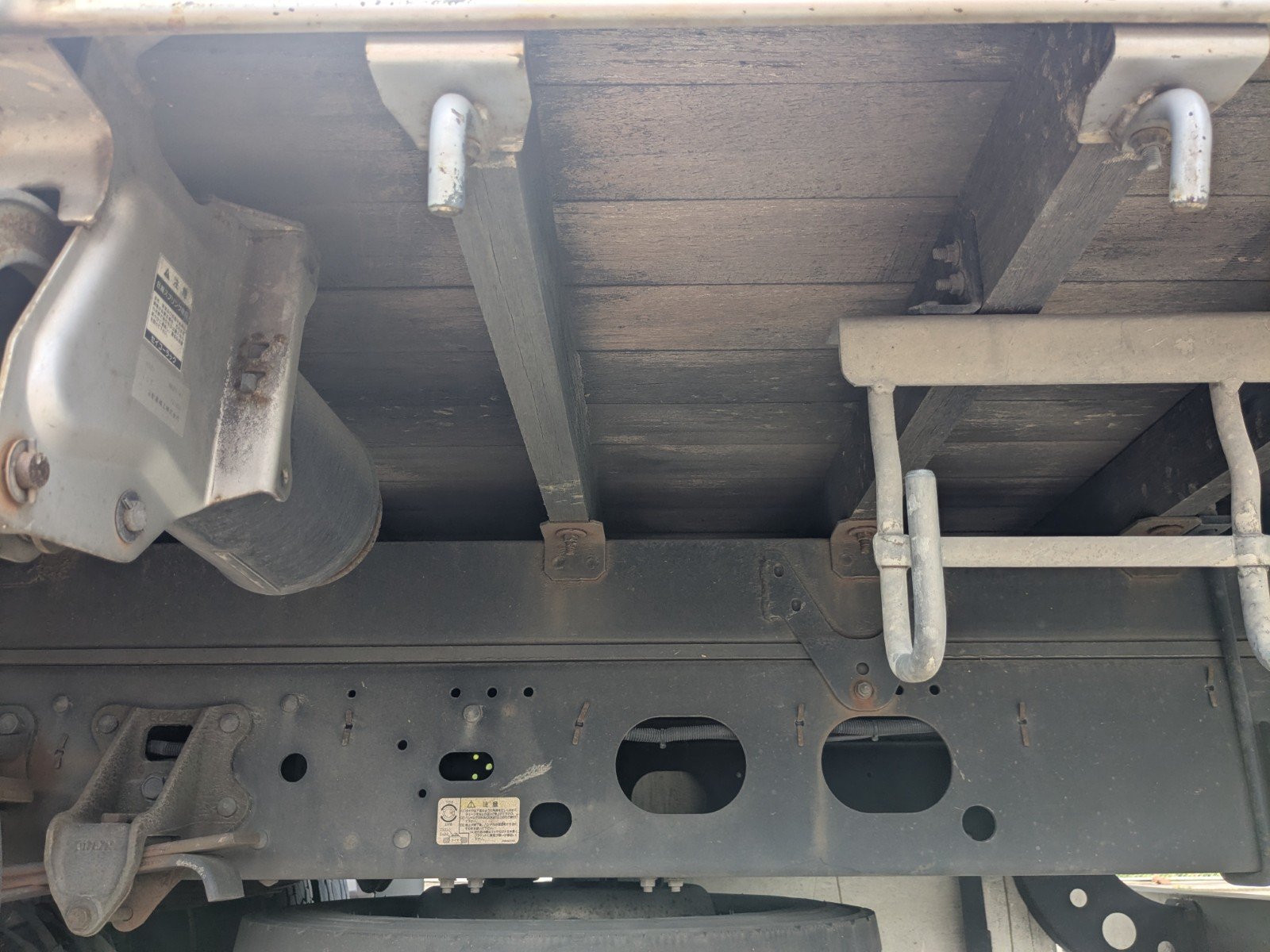 vehicle_image_20260615111823zXauWhHJmg.jpg