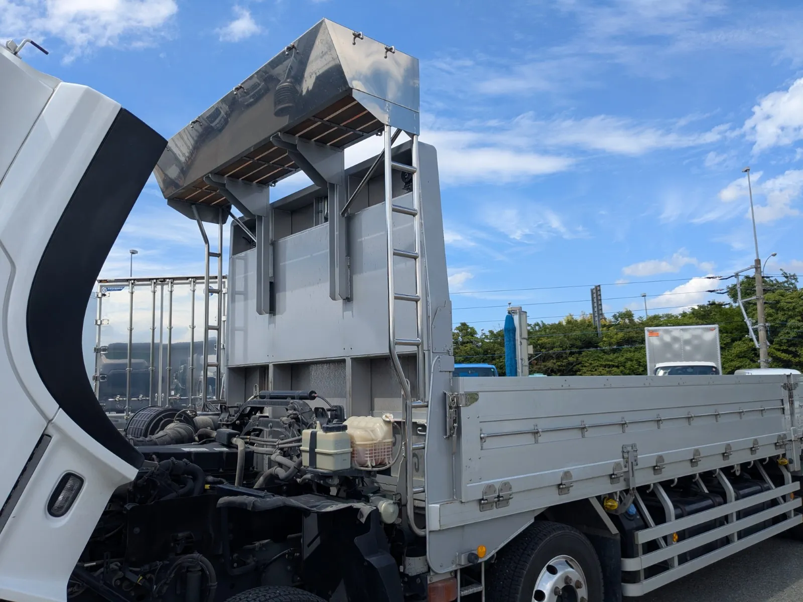 vehicle_image_202606191430268afeXi6sjy.webp