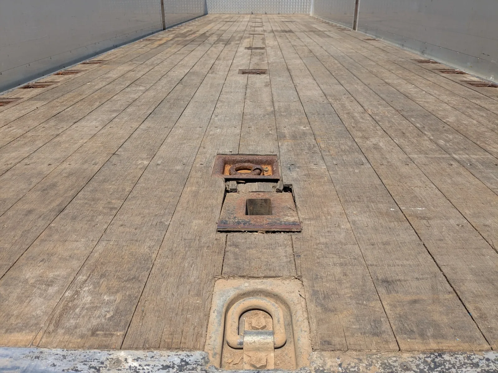 vehicle_image_20260619143026DZDX0WqyTn.webp