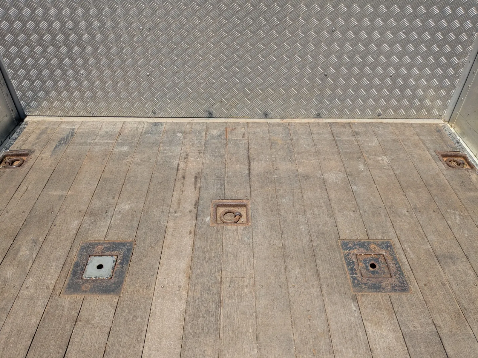 vehicle_image_20260619143026fYLKJQq2ay.webp