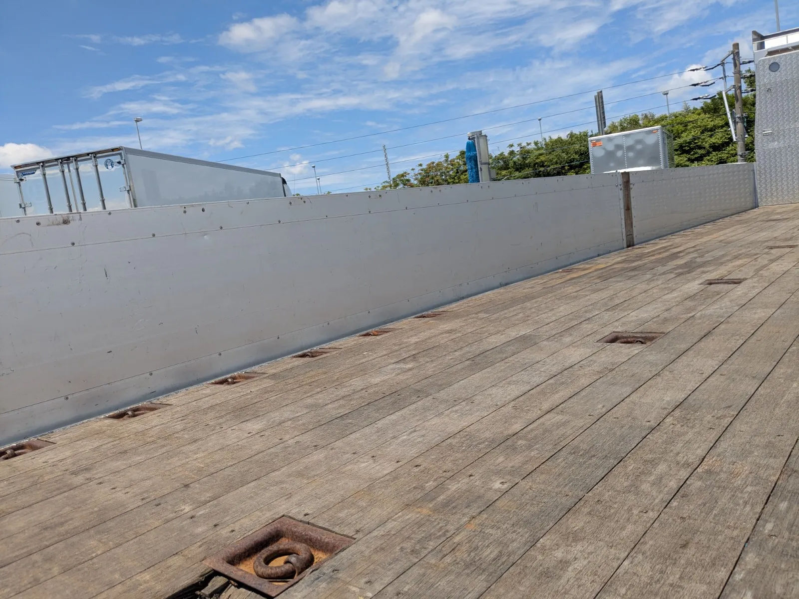 vehicle_image_20260619143026j7EQrmOY9K.webp