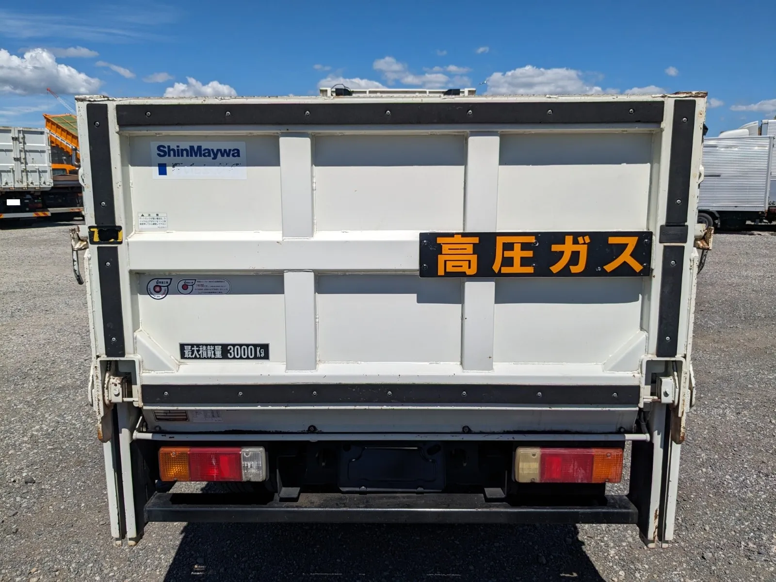 vehicle_image_20260730152427sTG2WZlJR0.webp