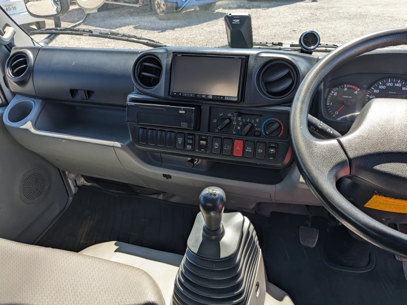 vehicle_image_20260730152437TFOwVIN1qs.webp