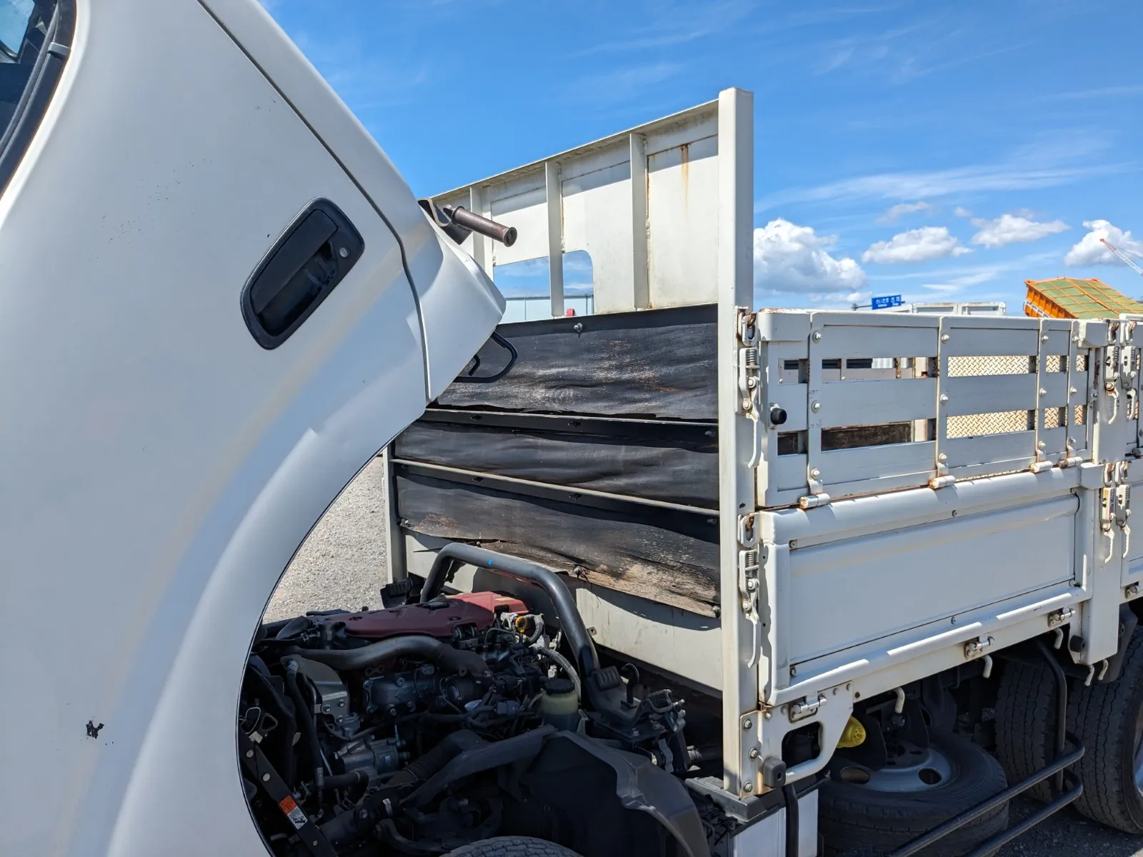 vehicle_image_20260730152438CL0ECrli7b.webp