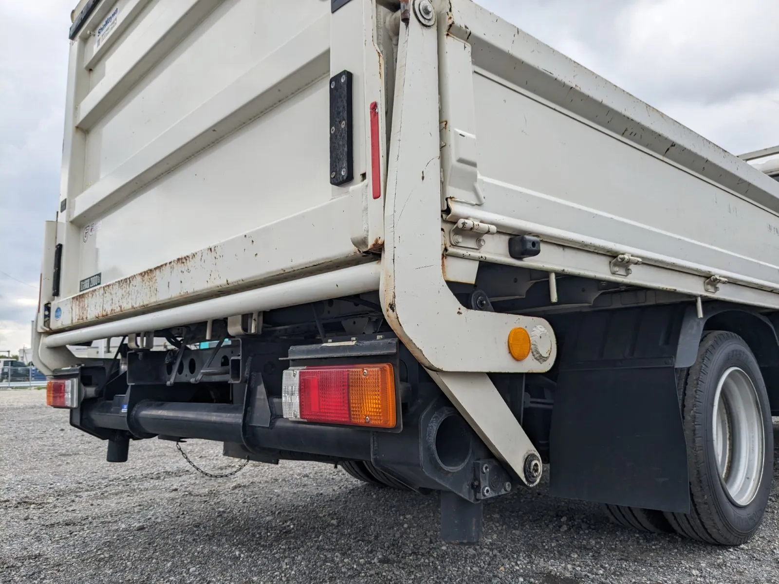 vehicle_image_20260709101235G7Hjjikr7q.webp