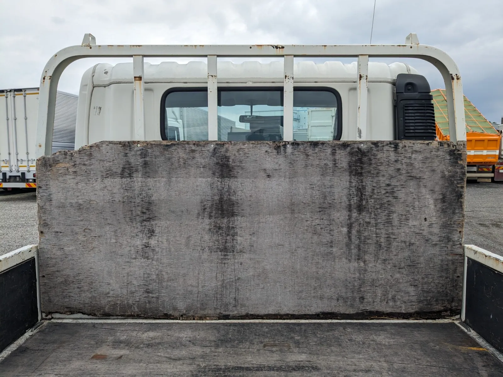 vehicle_image_20260709101238uTm3r2PGZj.webp