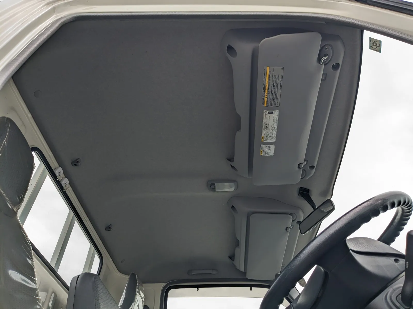 vehicle_image_202607091012438jYChoAybs.webp