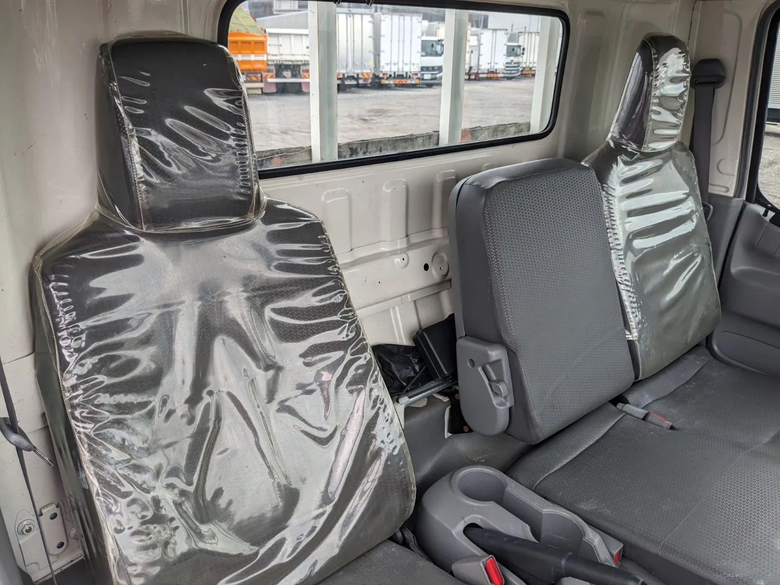 vehicle_image_20260709101243nQcQ0wMx6q.webp