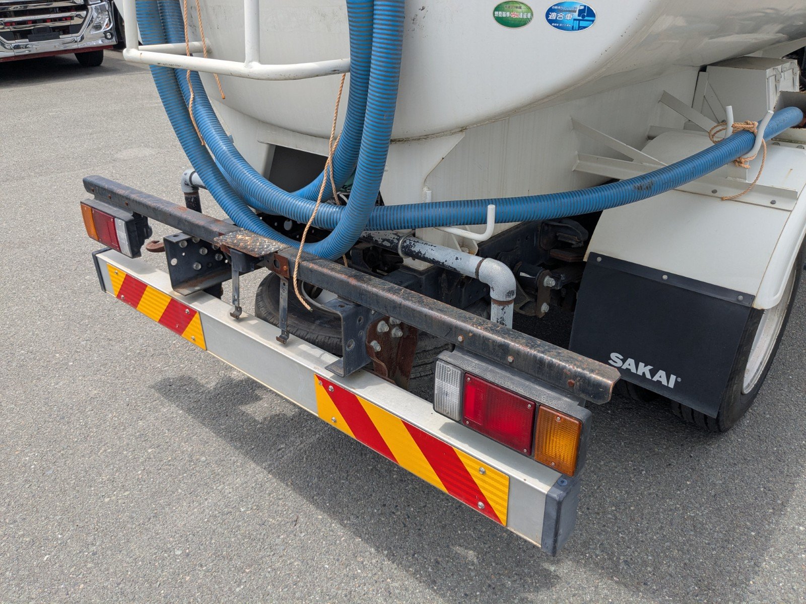 vehicle_image_20260612154210fpGKnrxQZm.jpg