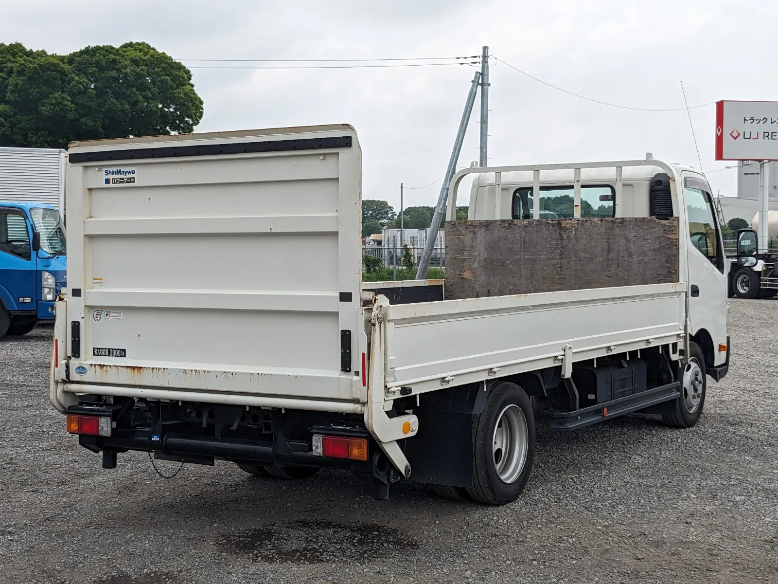 vehicle_image_202607010954493aHuuxGm9L.webp