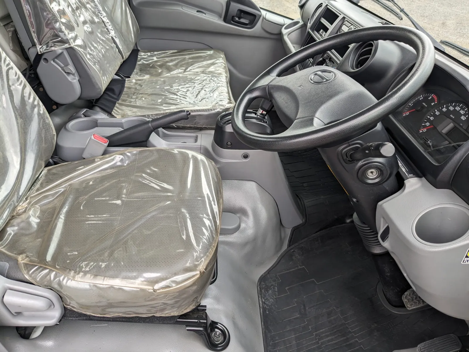vehicle_image_2026070109550544FvV6TycY.webp