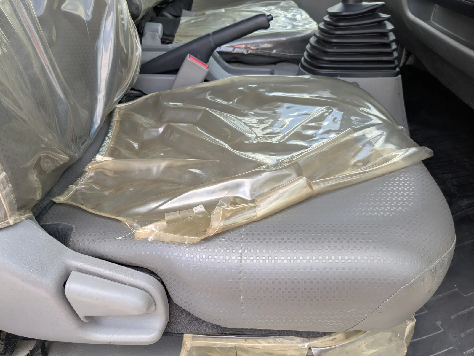 vehicle_image_202606191337494qTZjX1e2I.webp