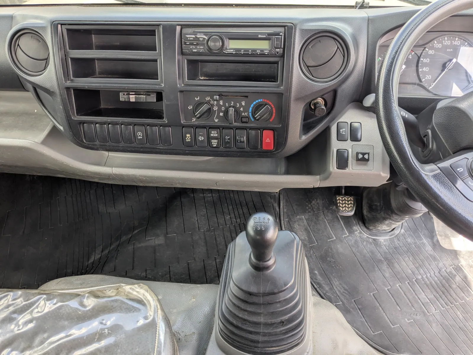 vehicle_image_20260619133749XaAyKIWGRz.webp