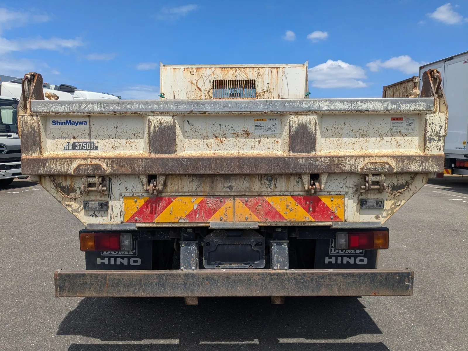 vehicle_image_20260619133749maFHNft9fn.webp