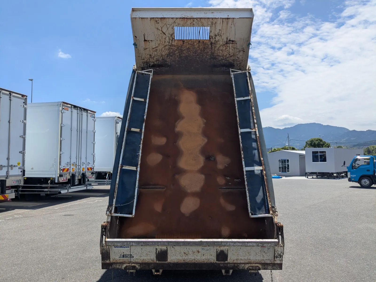 vehicle_image_20260619133749sv4TJ1A37G.webp