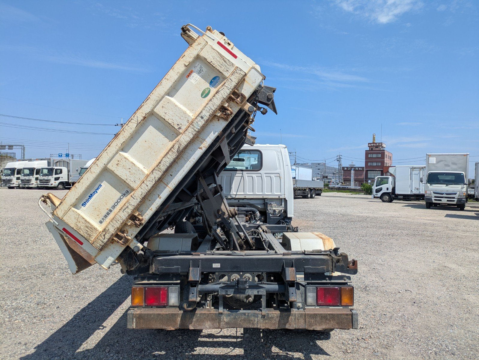 vehicle_image_202606121119311oNBfxCHzA.jpg