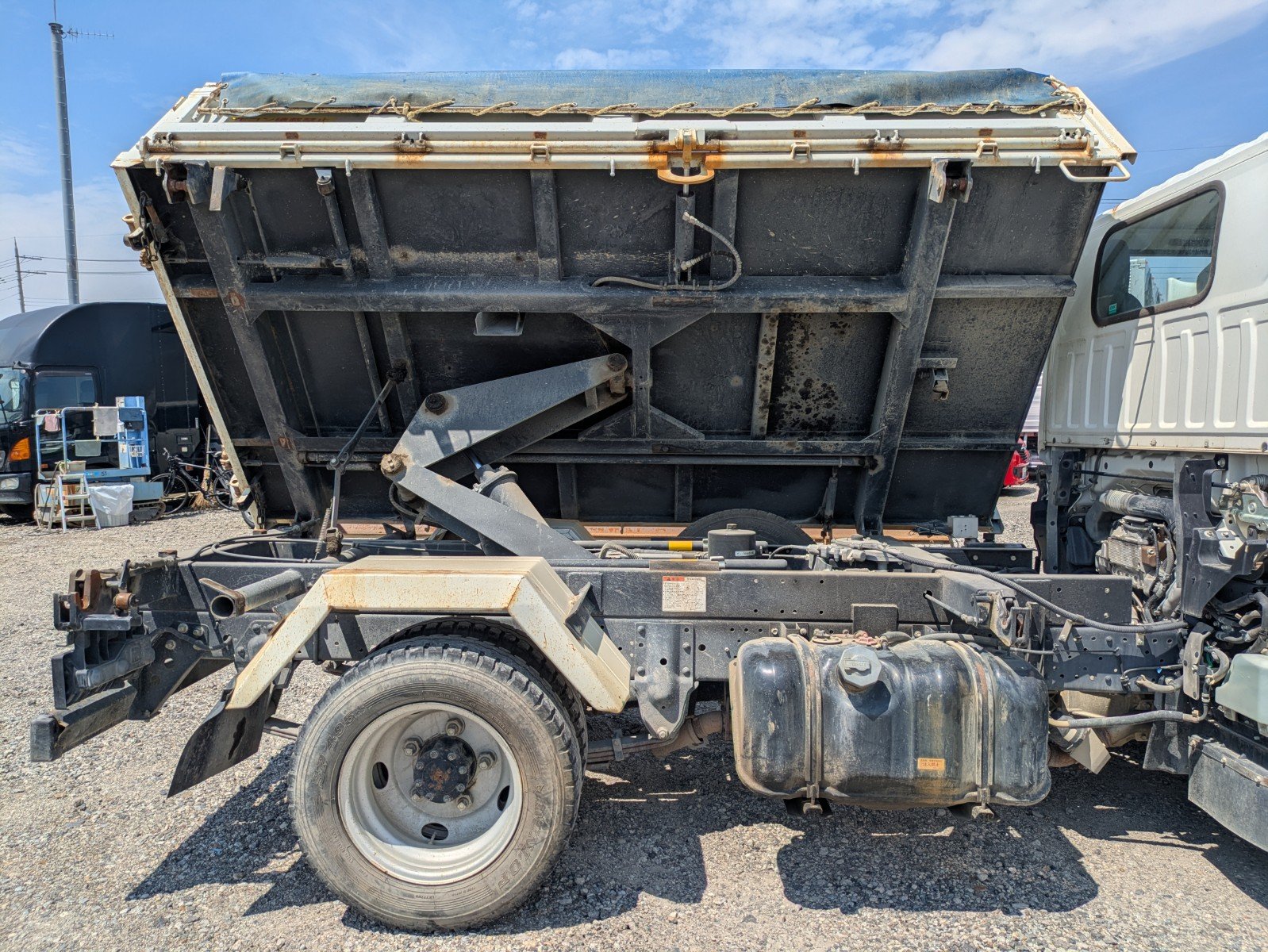 vehicle_image_20260612111931OSS6YP0mFq.jpg