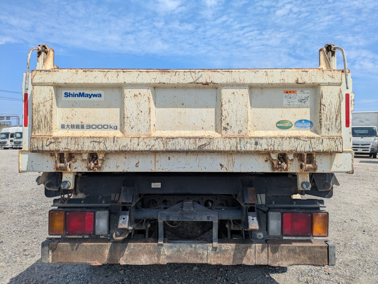 vehicle_image_20260612111931UDyh1NRqyv.jpg
