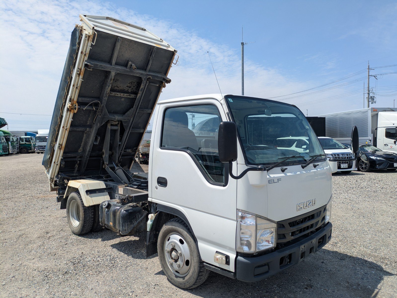 vehicle_image_20260612111931cnn4WK5PEu.jpg