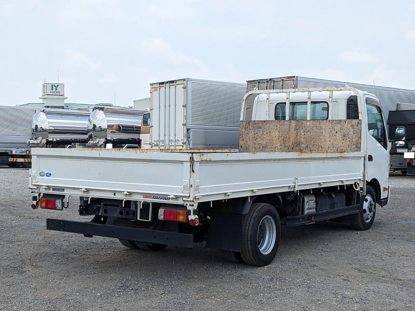 vehicle_image_20260724101914wzrsTfAD9Y.webp