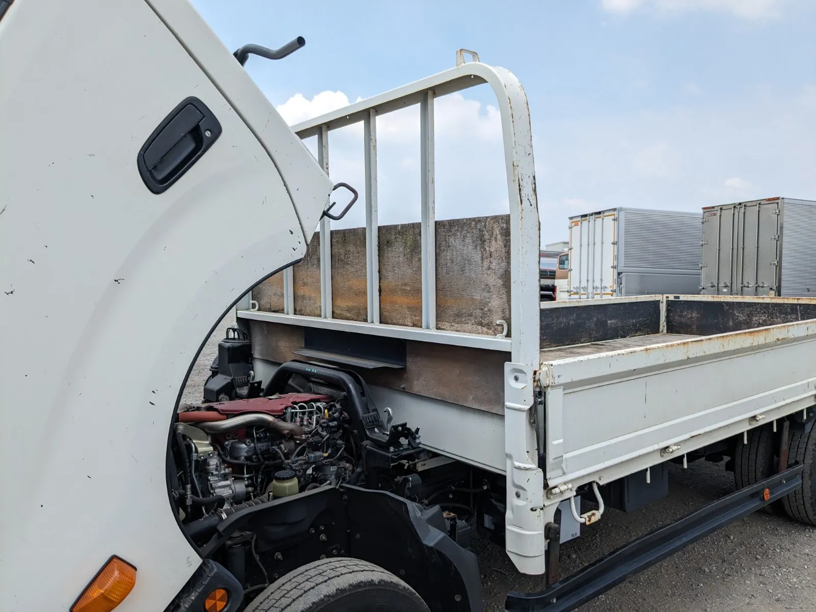 vehicle_image_20260724101924eSolfVZCTE.webp